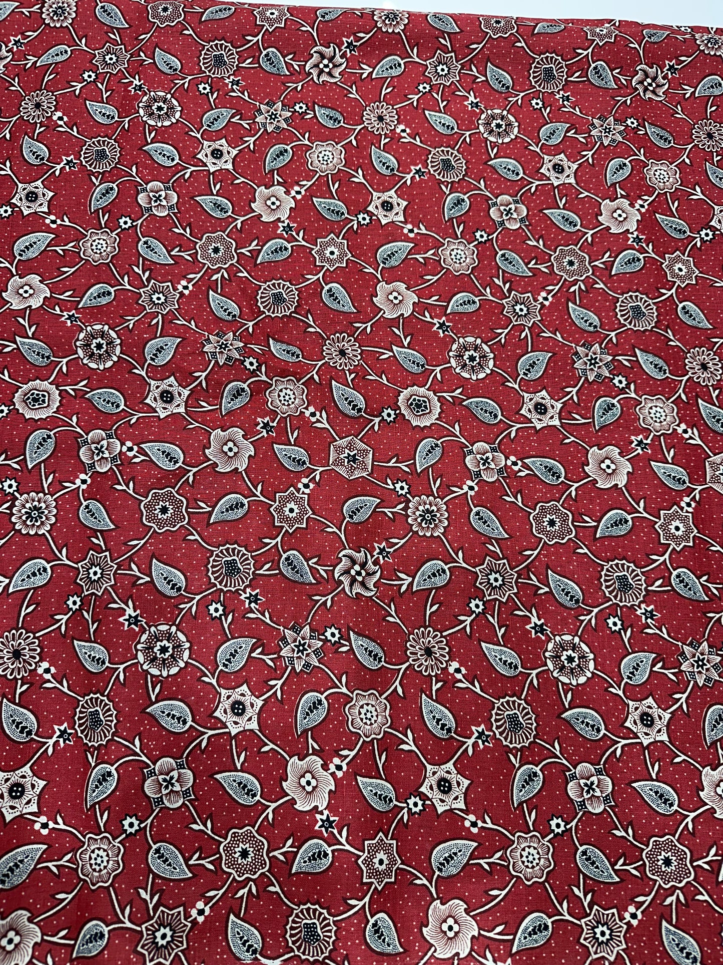 100% Linen Printed Fabric – Red with Floral & Paisley Design