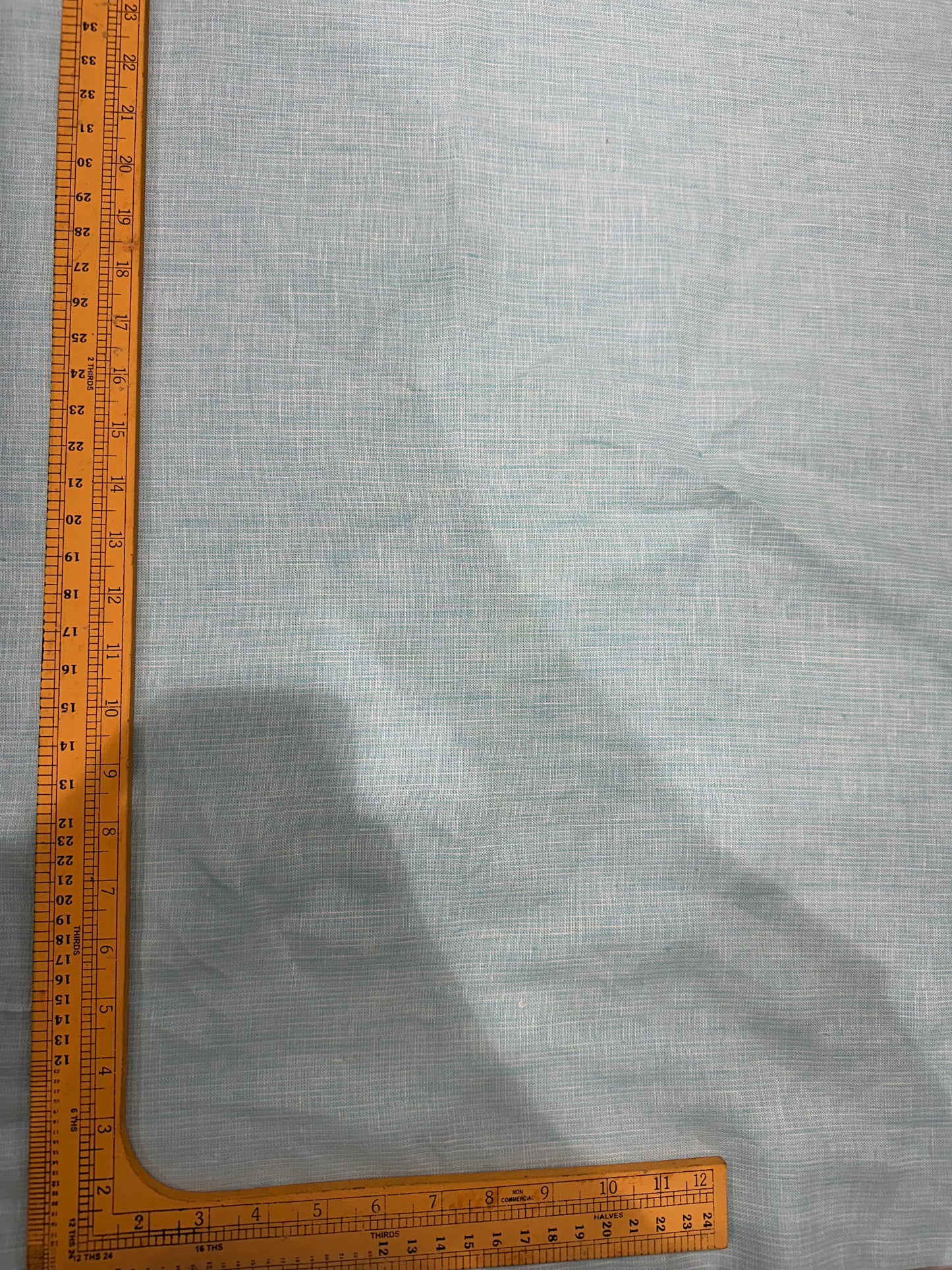 100% शुद्ध लिनन चेक फ़ैब्रिक - हल्के सेल्फ चेक के साथ सॉफ्ट पेस्टल ग्रे