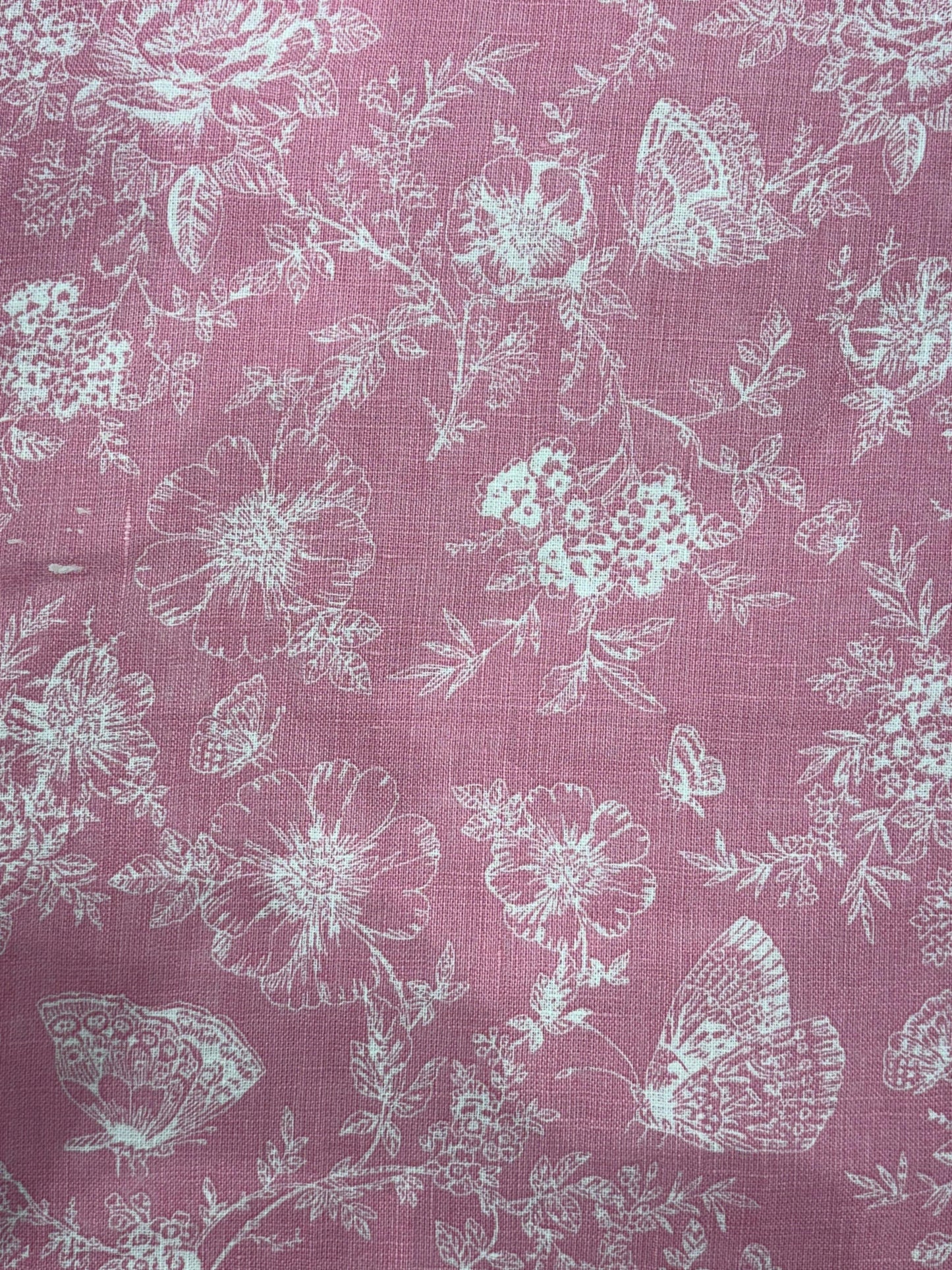 Linen 100% Printed Fabric – Pink Floral
