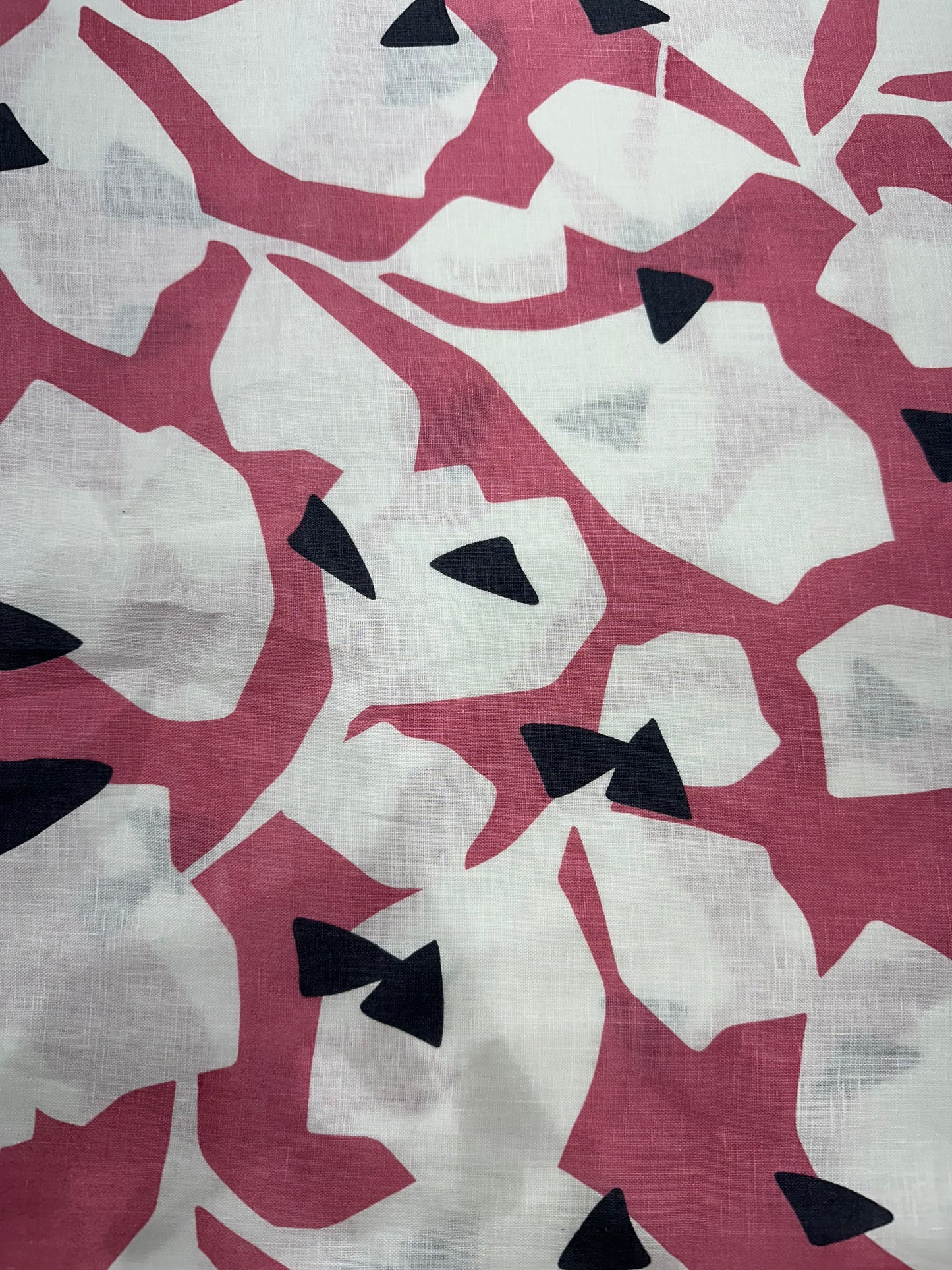 100% Linen Printed Fabric – Abstract Pink & Black Design
