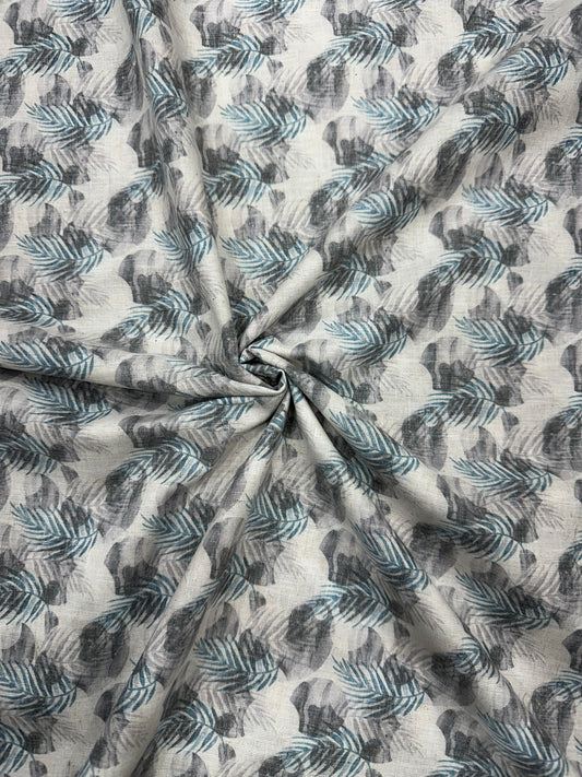 लिनन ब्लेंड डिजिटल प्रिंट फ़ैब्रिक - एक्वा ब्लू और लैवेंडर फ्लोरल एब्सट्रैक्ट