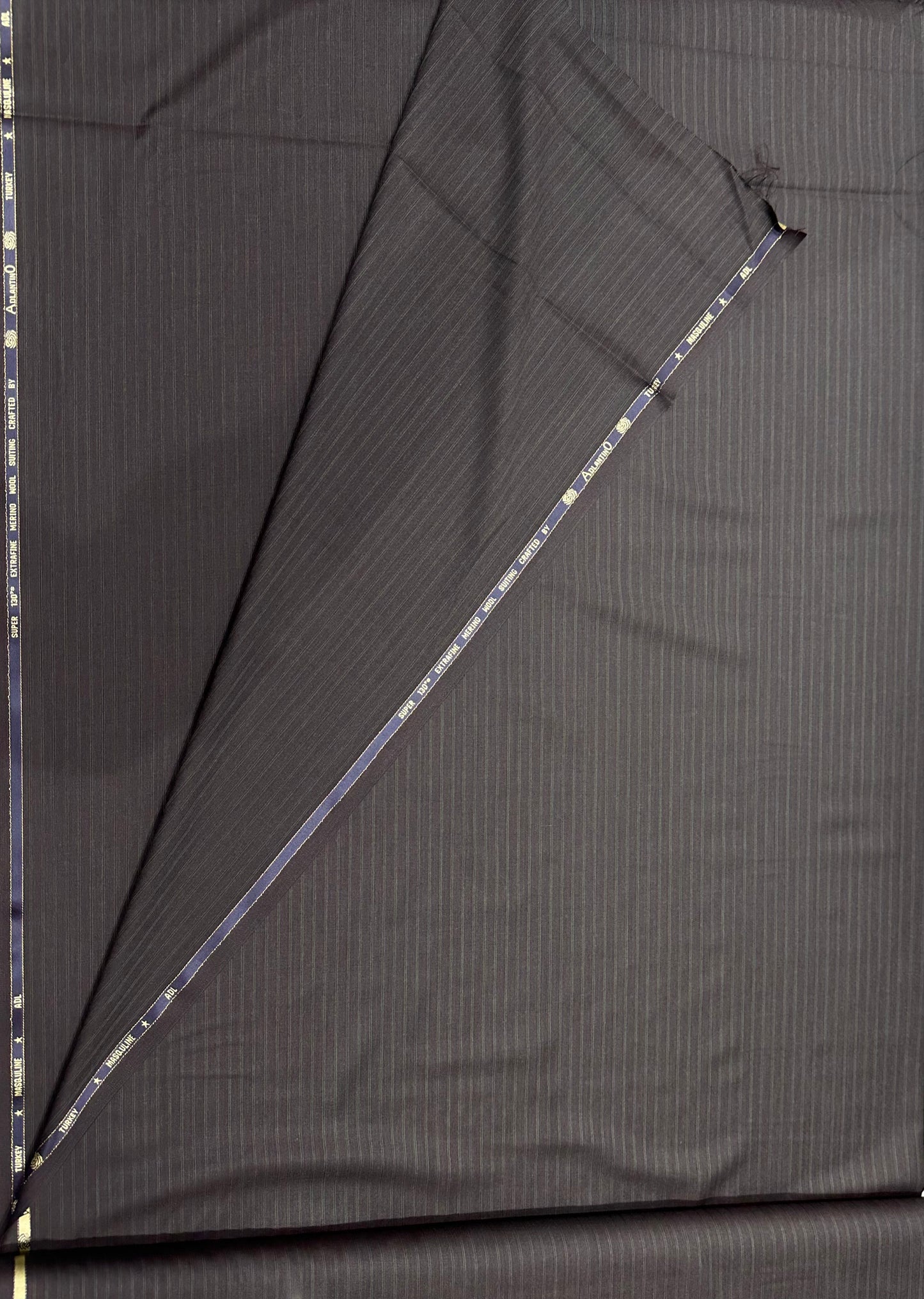 Italian Wool Suiting Fabric – Fine Worsted Pinstripe